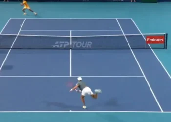 Carlos Alcaraz vence João Fonseca no Miami Open com jogo intenso