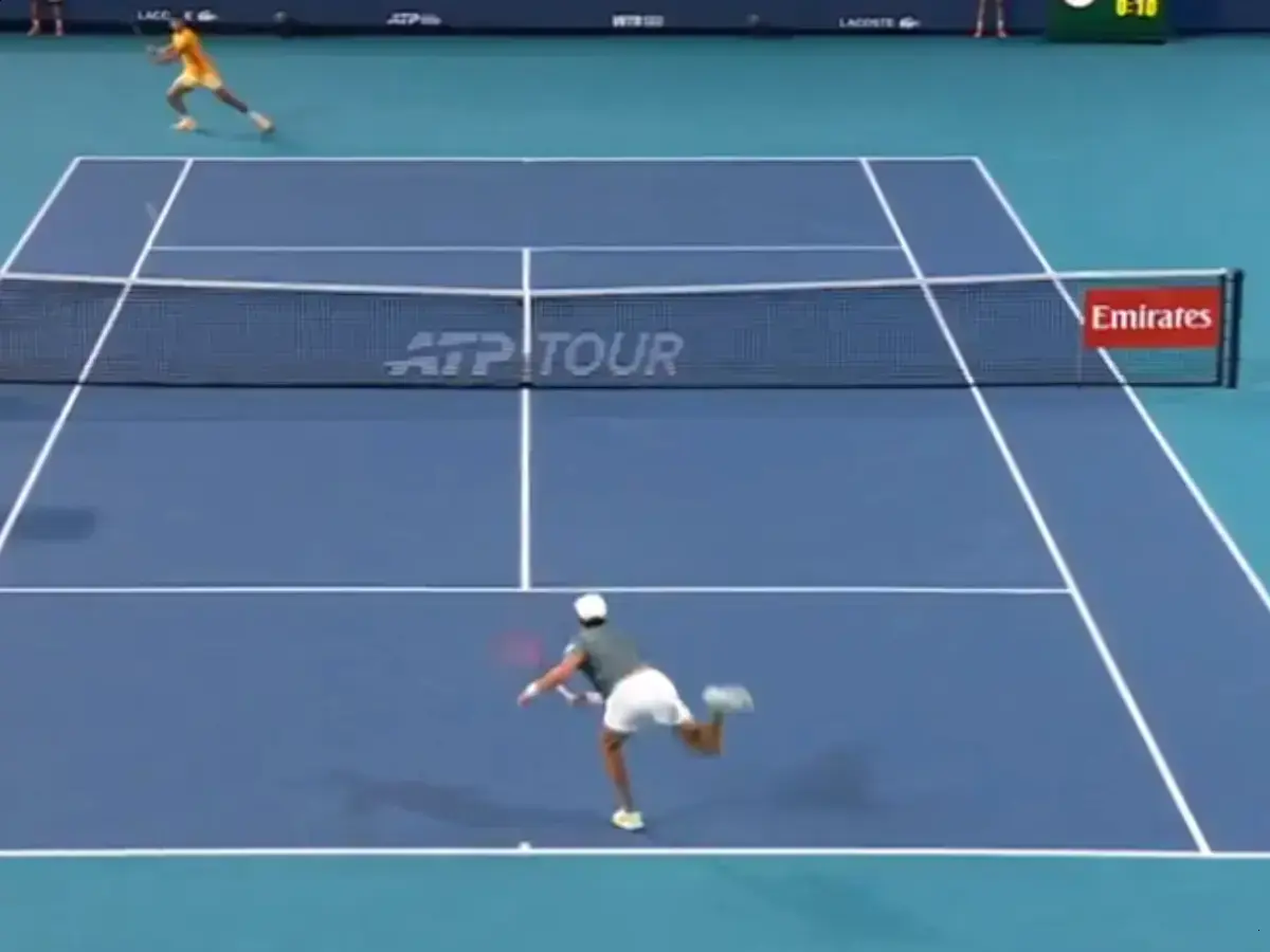 Carlos Alcaraz vence João Fonseca no Miami Open com jogo intenso