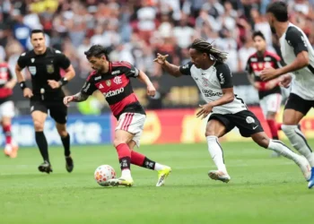 Como Flamengo e Corinthians se Tornaram os Gigantes do Futebol Brasileiro