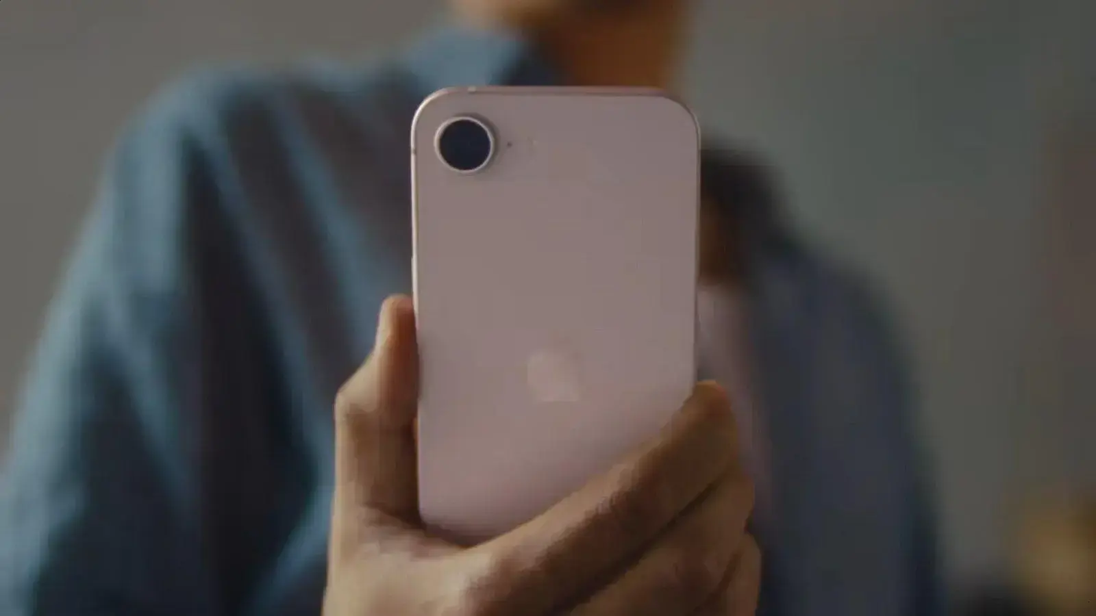 Comparativo entre iPhone 17e e iPhone 17: Qual escolher?