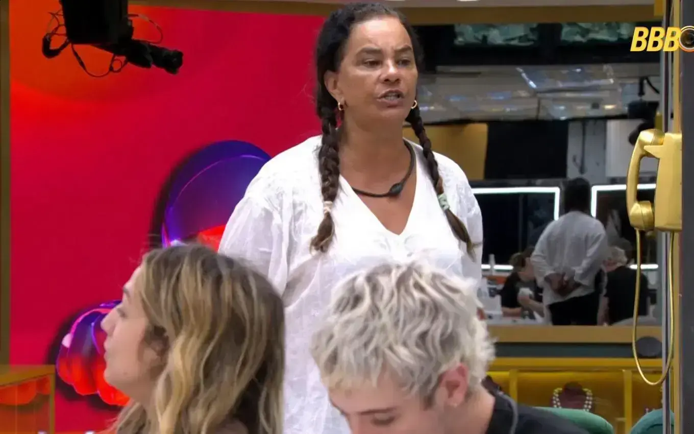 Conflito entre Solange Couto e Samira no BBB 26 sobre feijão duro