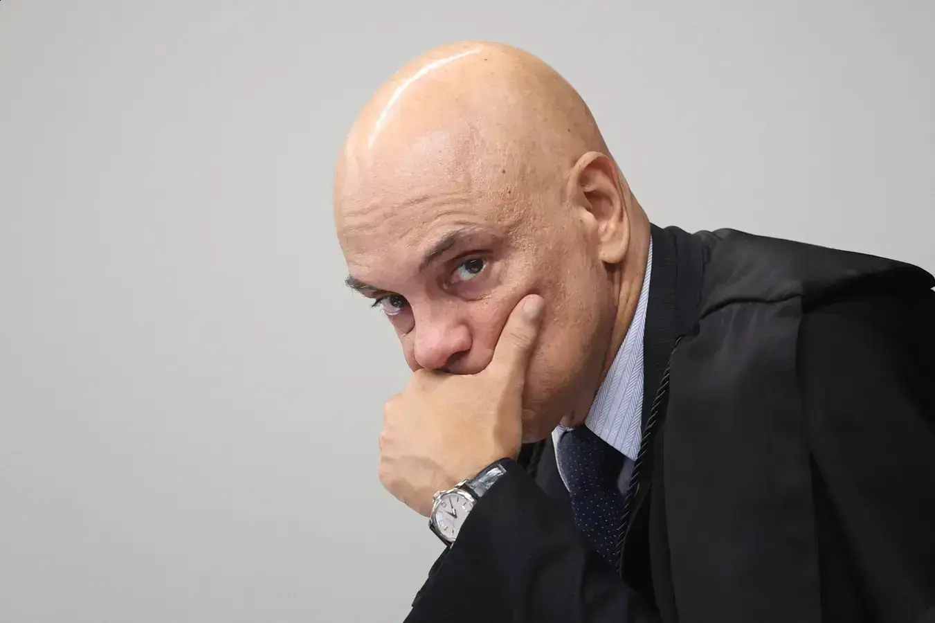 Contador preso por vazamento de dados de familiares de juiz do STF