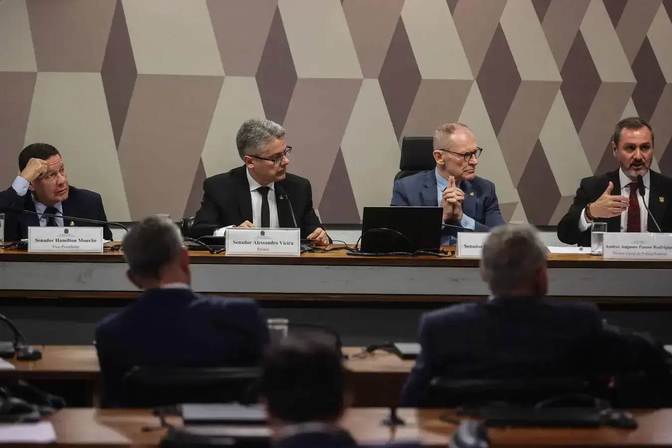 CPI recorre a Fachin após decisão de Gilmar sobre sigilo de empresa