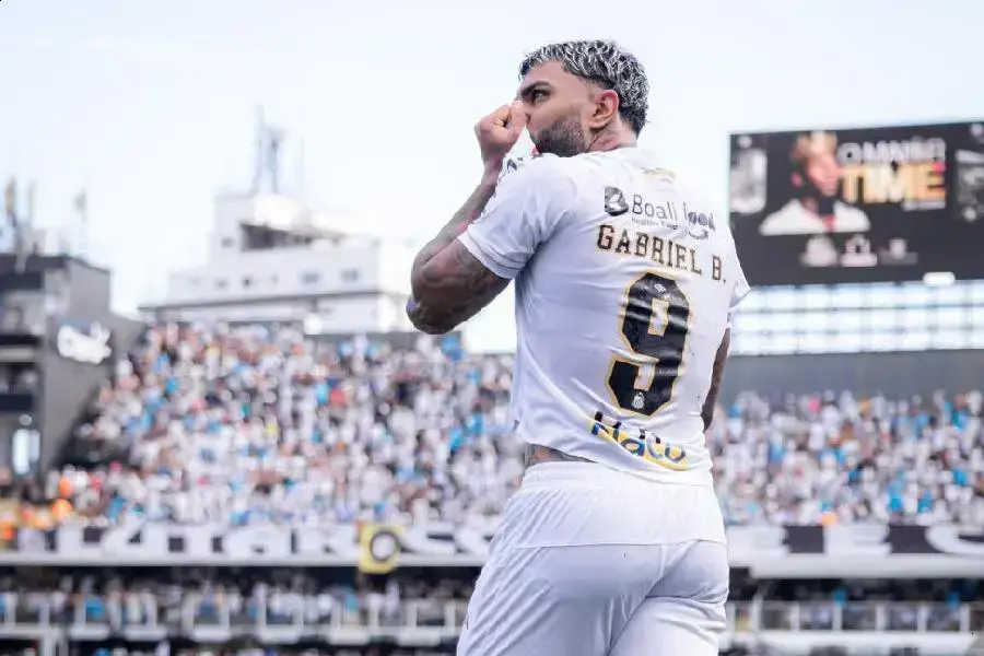 Cuca e Gabigol se reencontram no Santos após oito anos de sucesso