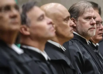 Decisão do STF traz controvérsias sobre adicional na remuneração de servidores