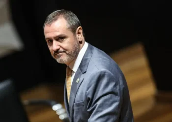 Diretor-geral da Polícia Federal fala sobre ataques à corporação