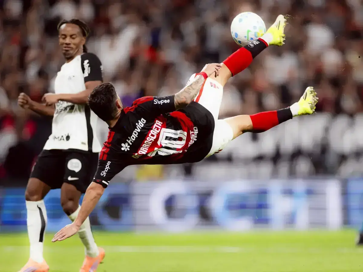 Empate emocionante entre Corinthians e Flamengo na Neo Química Arena