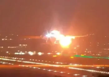 Explosão de motor assusta passageiros no Aeroporto de Guarulhos