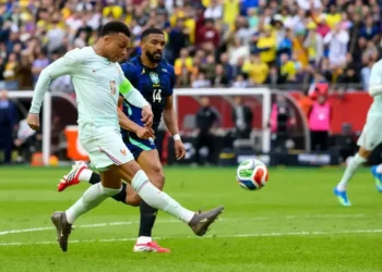 França vence Brasil por 2 a 1 em emocionante duelo preparatório para a Copa