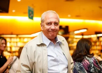 Franklin Martins é deportado pelo Panamá e governo pede desculpas