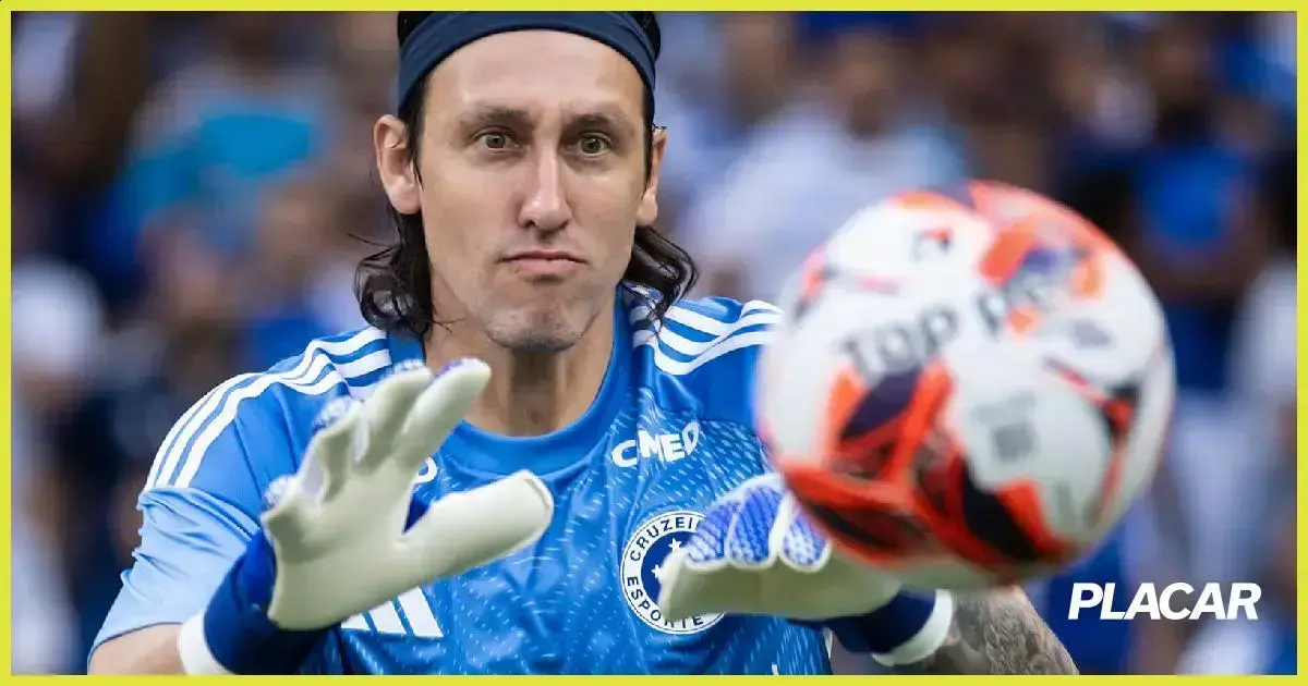 Goleiro Cássio do Cruzeiro sofre lesão severa no joelho esquerdo