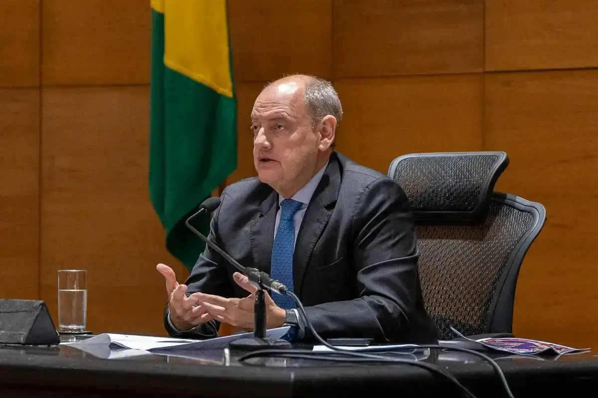 Interino do RJ critica presidente do TJ: ‘não está preparado para governar’