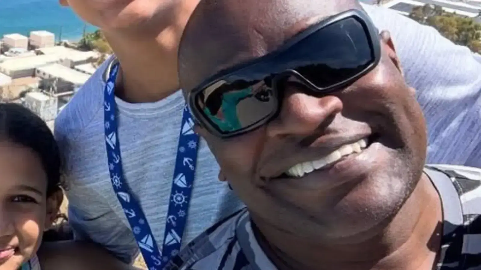 Jacaré do É O Tchan celebra aniversário do filho com estilo ao ar livre