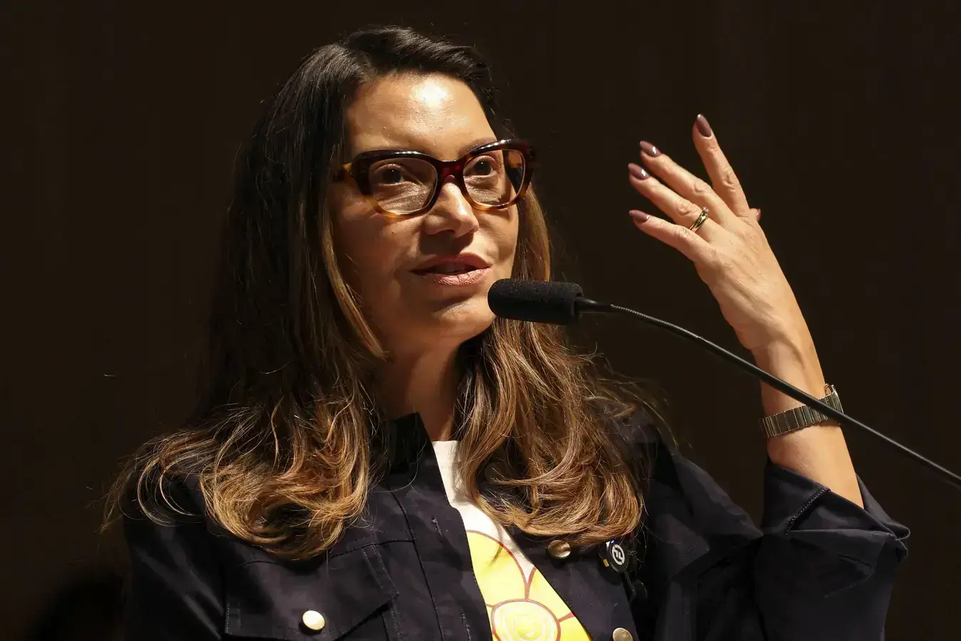 Janja revela ter sofrido assédio como primeira-dama em entrevista