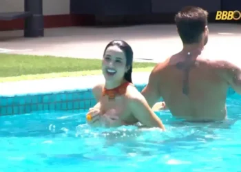 Jordana Morais faz topless no BBB 26 e gera críticas nas redes sociais