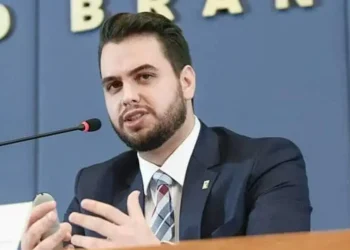 Juiz dos EUA determina divulgação de dados sobre ex-assessor de Bolsonaro