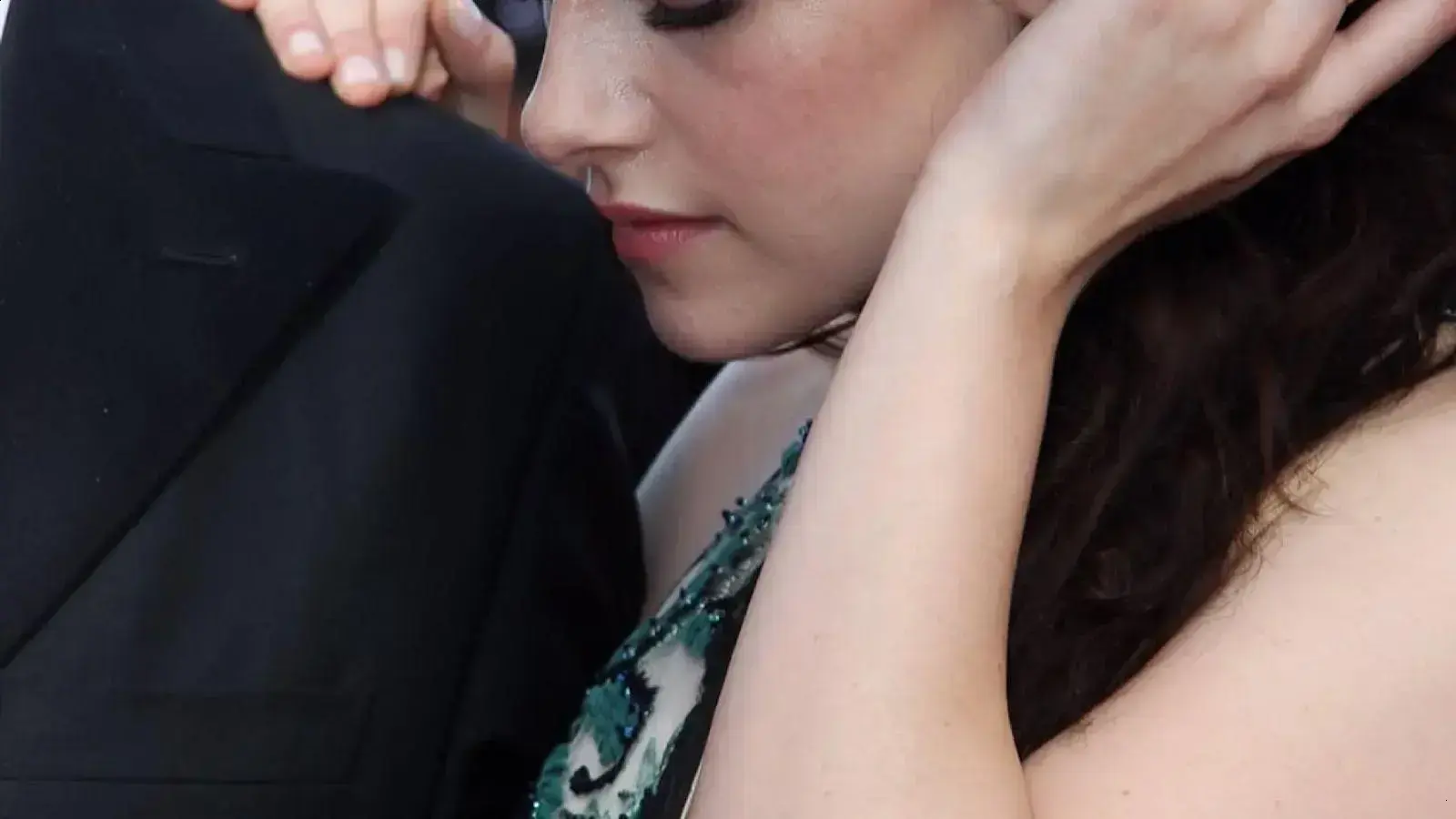 Kristen Stewart e Dylan Meyer: Casamento Intimista em Los Angeles