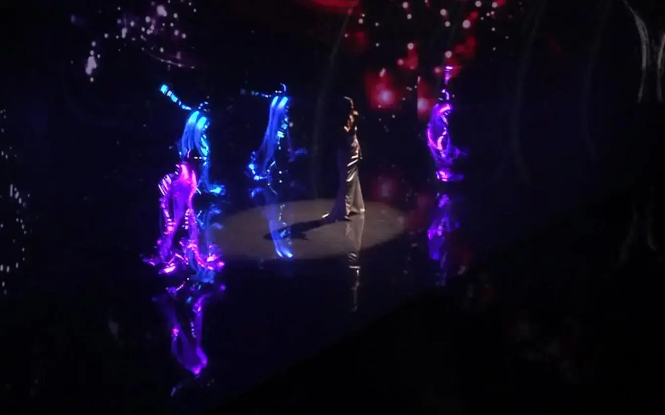 LightWire impressiona no Melhores do Ano com dança de LED e fibra ótica