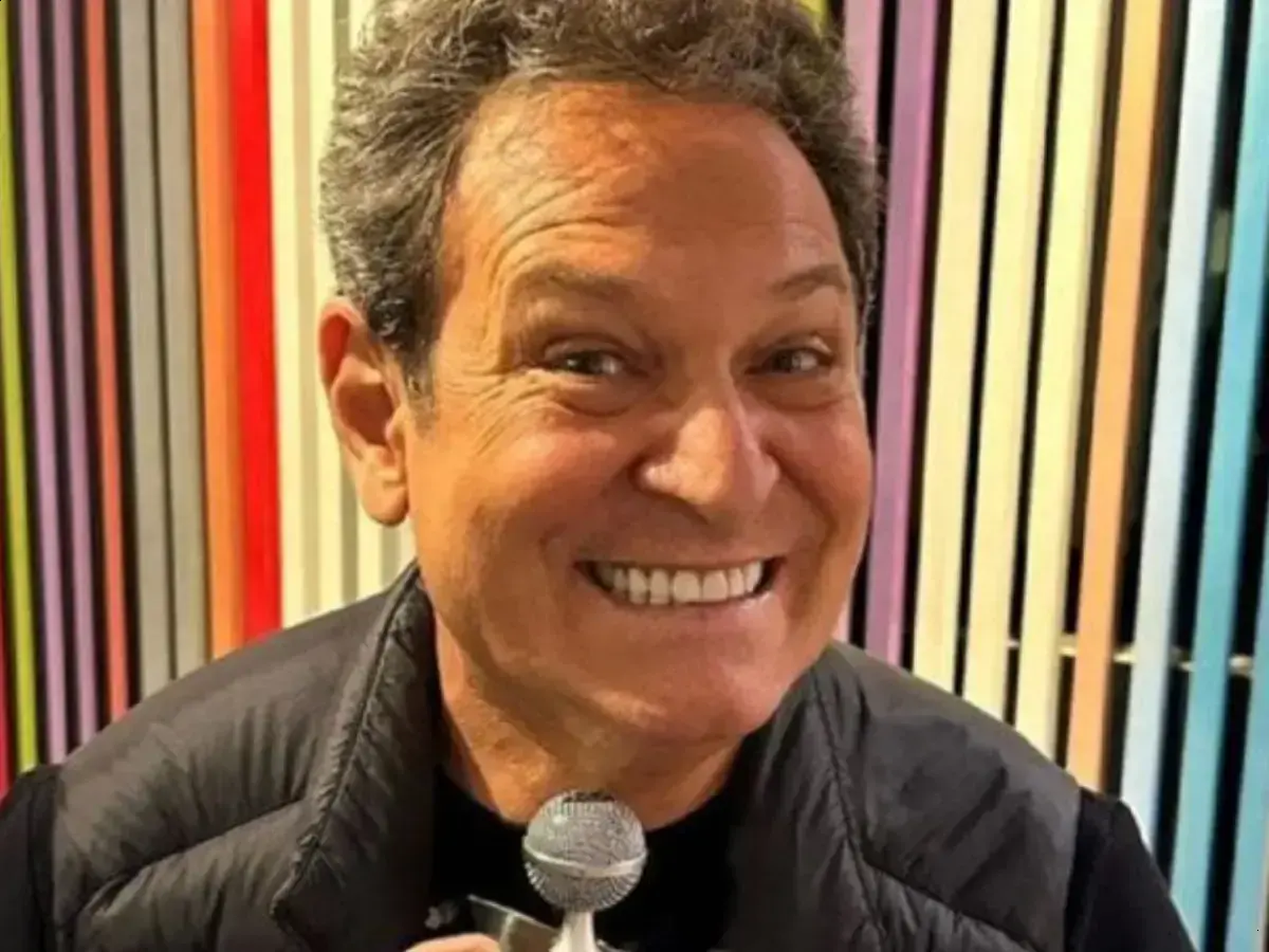 Luís Ricardo celebra 45 anos e estreia no programa Viva a Noite