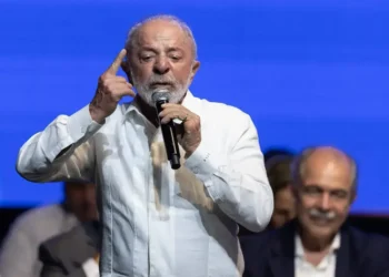 Lula e a conjuntura política: explorando os desafios do governo