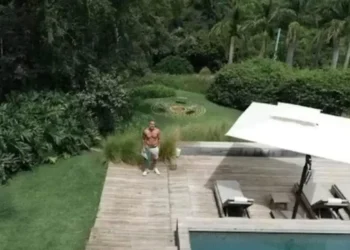 Marcos Mion reflete sobre paternidade após viagem com a filha Donatella