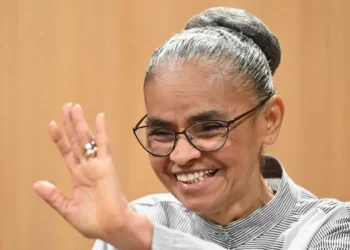 Marina Silva dá sinais de que pode continuar na Rede Sustentabilidade