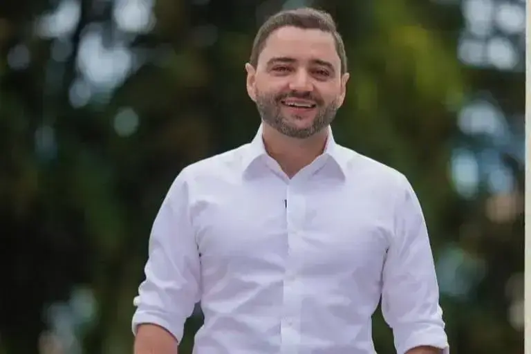 MDB mantém candidatura de vice-governador mesmo com Leite no cargo