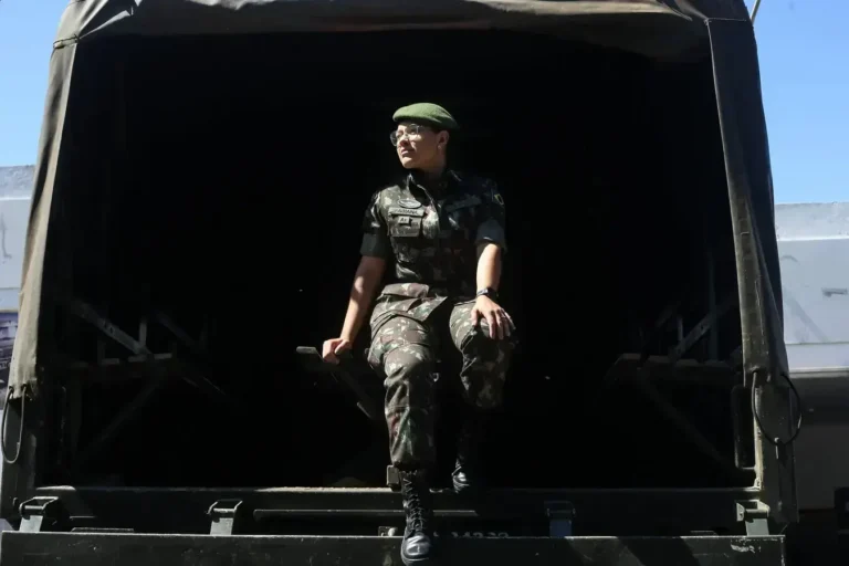 Ministério da Defesa inicia incorporação de 1.467 mulheres ao Exército