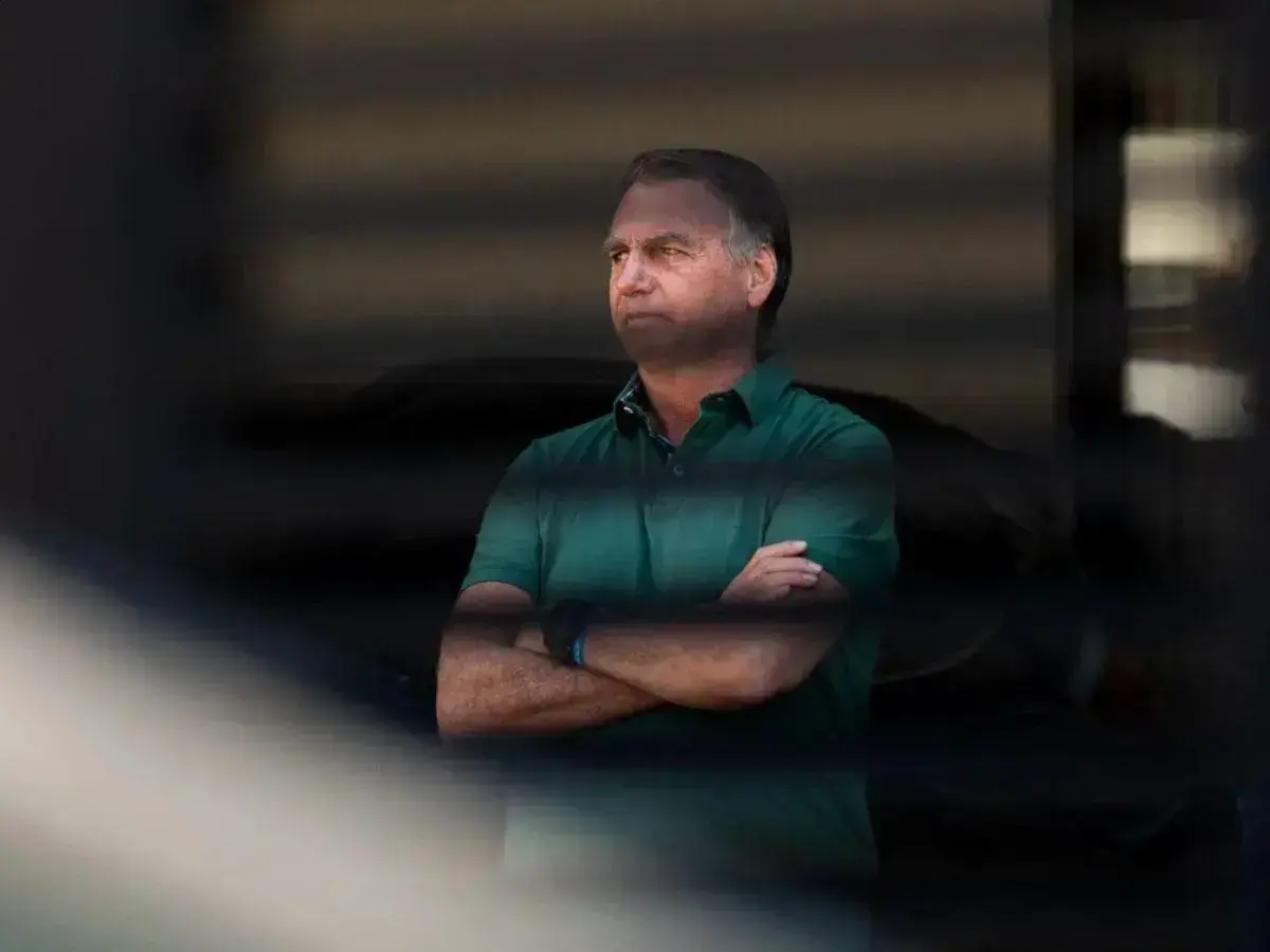 Ministro Moraes rejeita flexibilidade nas visitas a Jair Bolsonaro