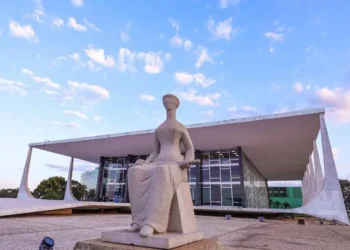 Moraes determina prisão de cúpula da PM-DF por omissão nos ataques de 8/1