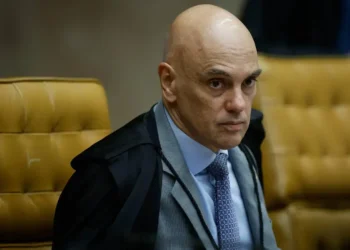 Moraes nomeia delegado que indiciou Bolsonaro como assessor do STF