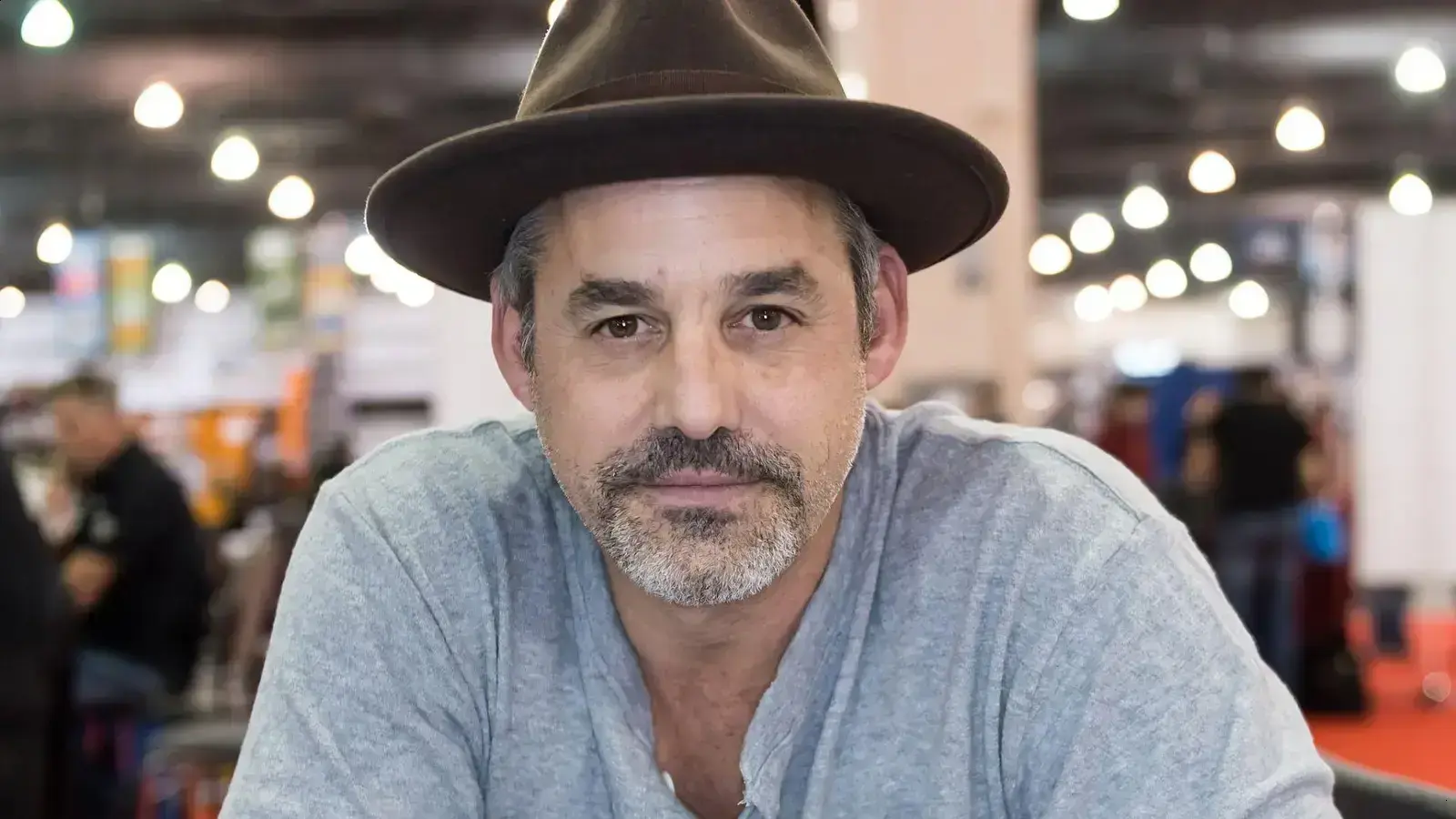 Morte do ator Nicholas Brendon, de Buffy, choca fãs e colegas de profissão