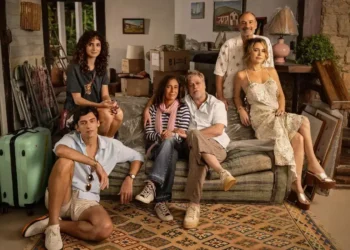 Netflix lança nova comédia com Andrea Beltrão, Fabio Assunção e Cláudia Abreu