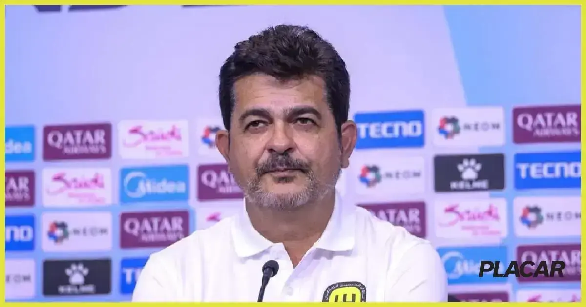 Ney Franco relata tensão ao tentar retornar do Catar em meio à guerra