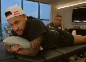 Neymar explica ausência no Brasileirão e destaca decisão médica