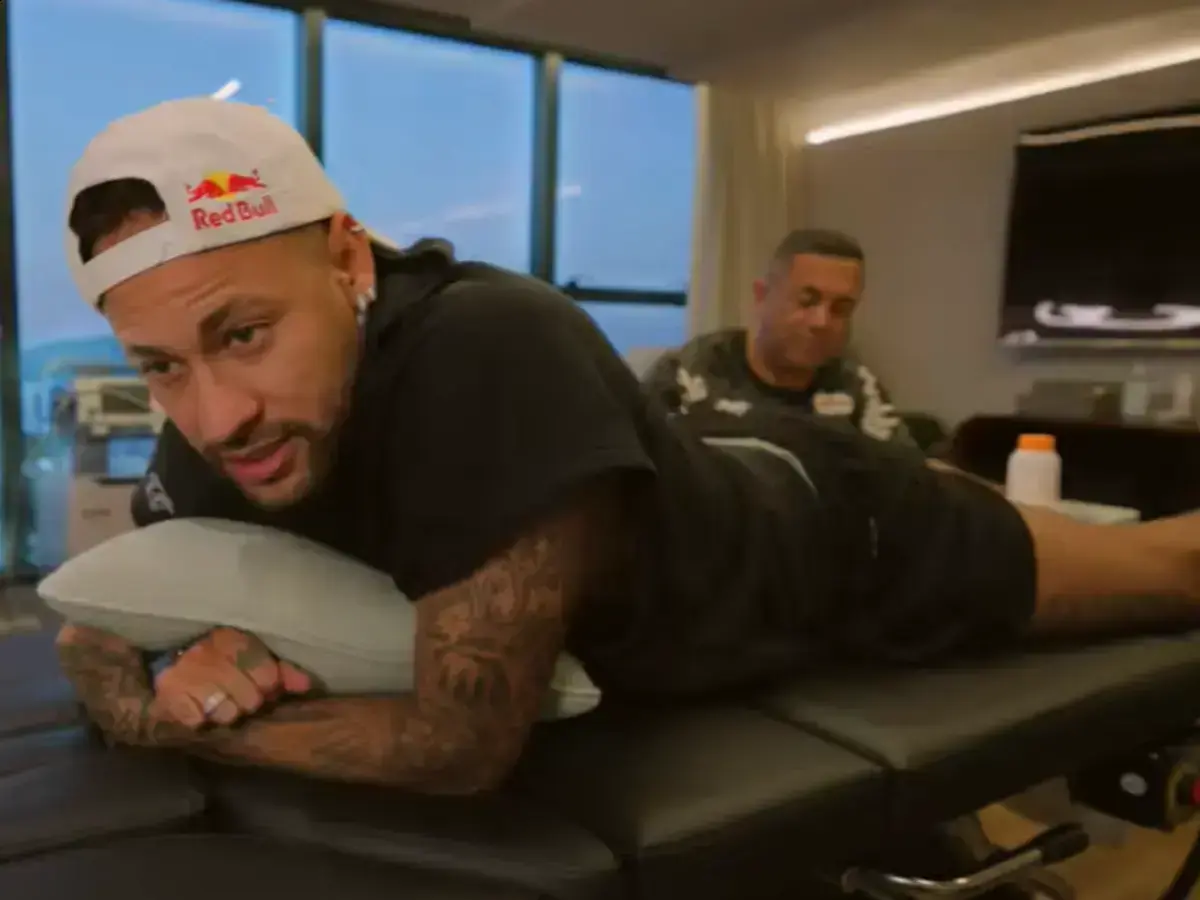 Neymar explica ausência no Brasileirão e destaca decisão médica