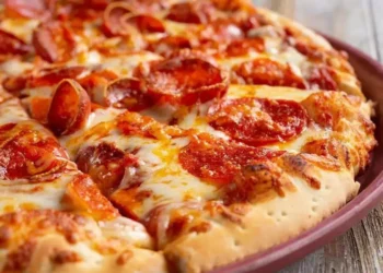 O curioso fenômeno do Índice Pizza e a Geopolítica em 2026