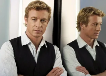 O que Simon Baker tem feito desde o fim de O Mentalista?