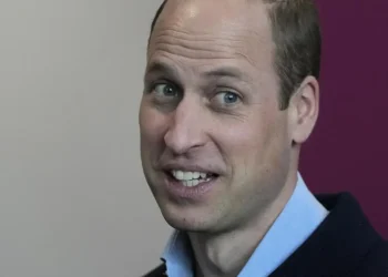 O relacionamento do príncipe William com os sogros e a rotina familiar