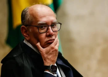 Oposição denuncia Gilmar Mendes por vazamentos na CPI do INSS
