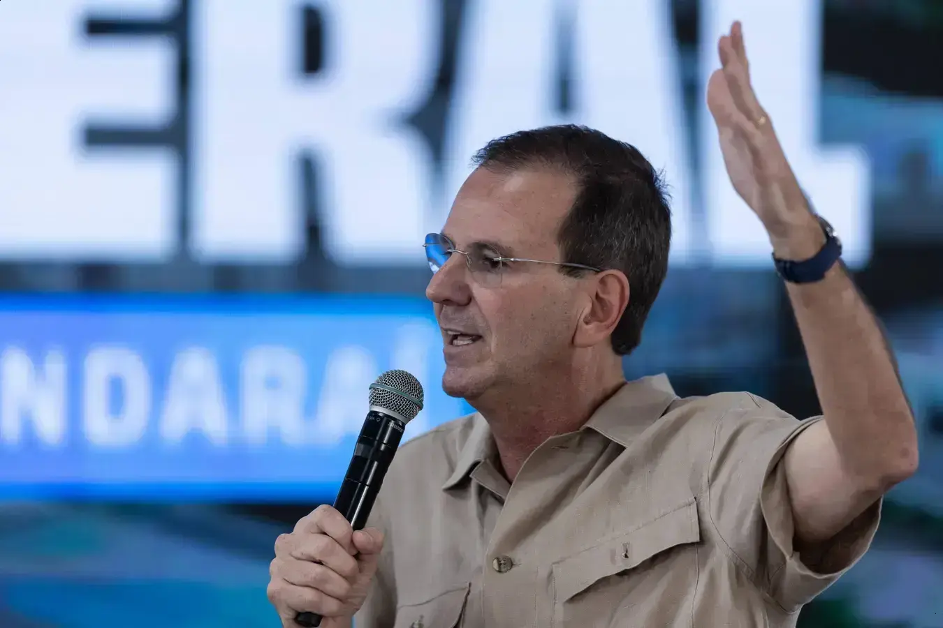 Paes critica TSE e defende eleições diretas para o Rio de Janeiro