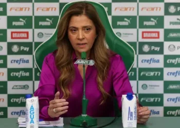 Palmeiras registra superávit recorde de R$ 292,4 milhões em 2025