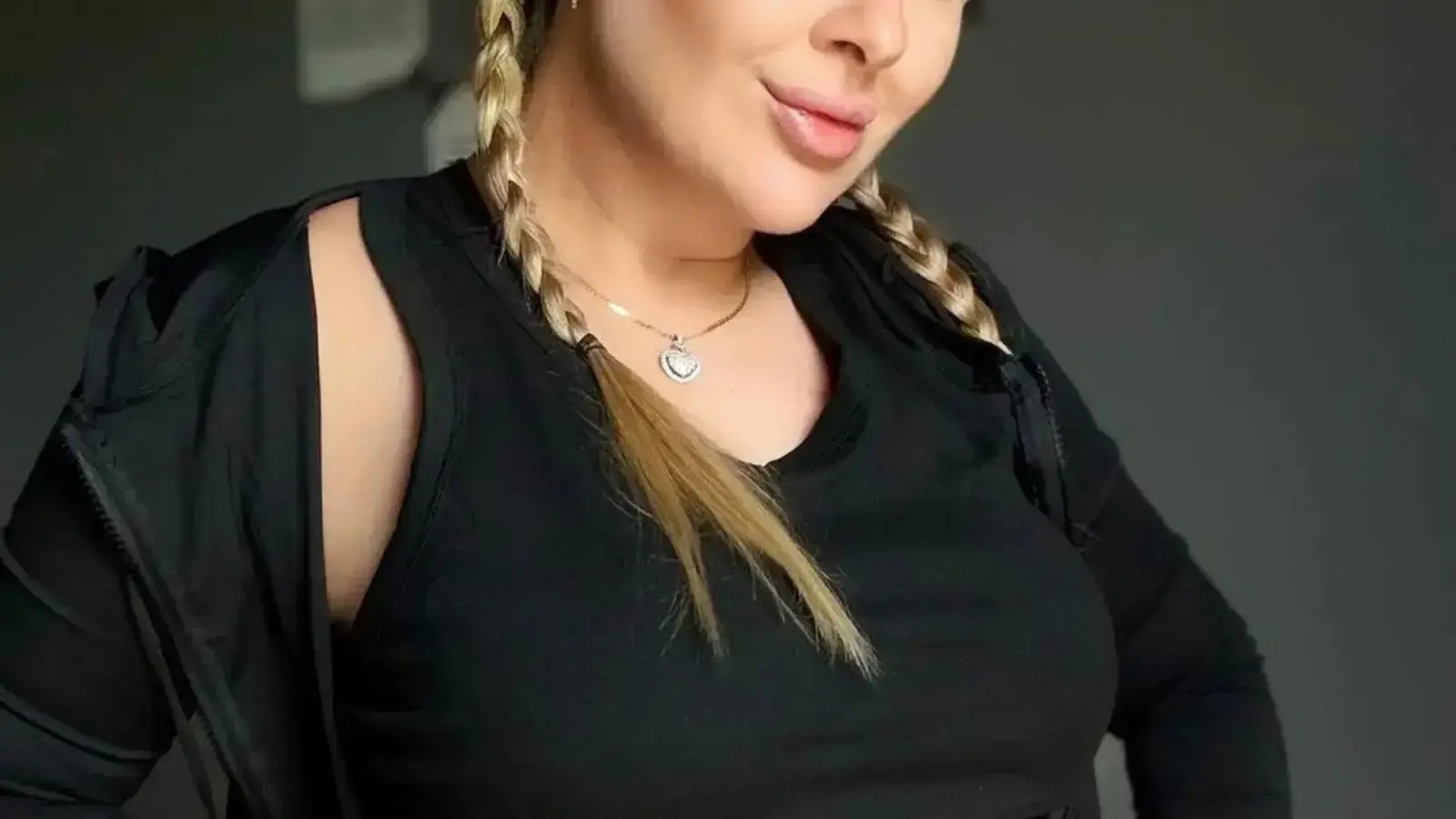 Patrícia Leitte reflete sobre sua gestação aos 40 anos e como é gerar vida