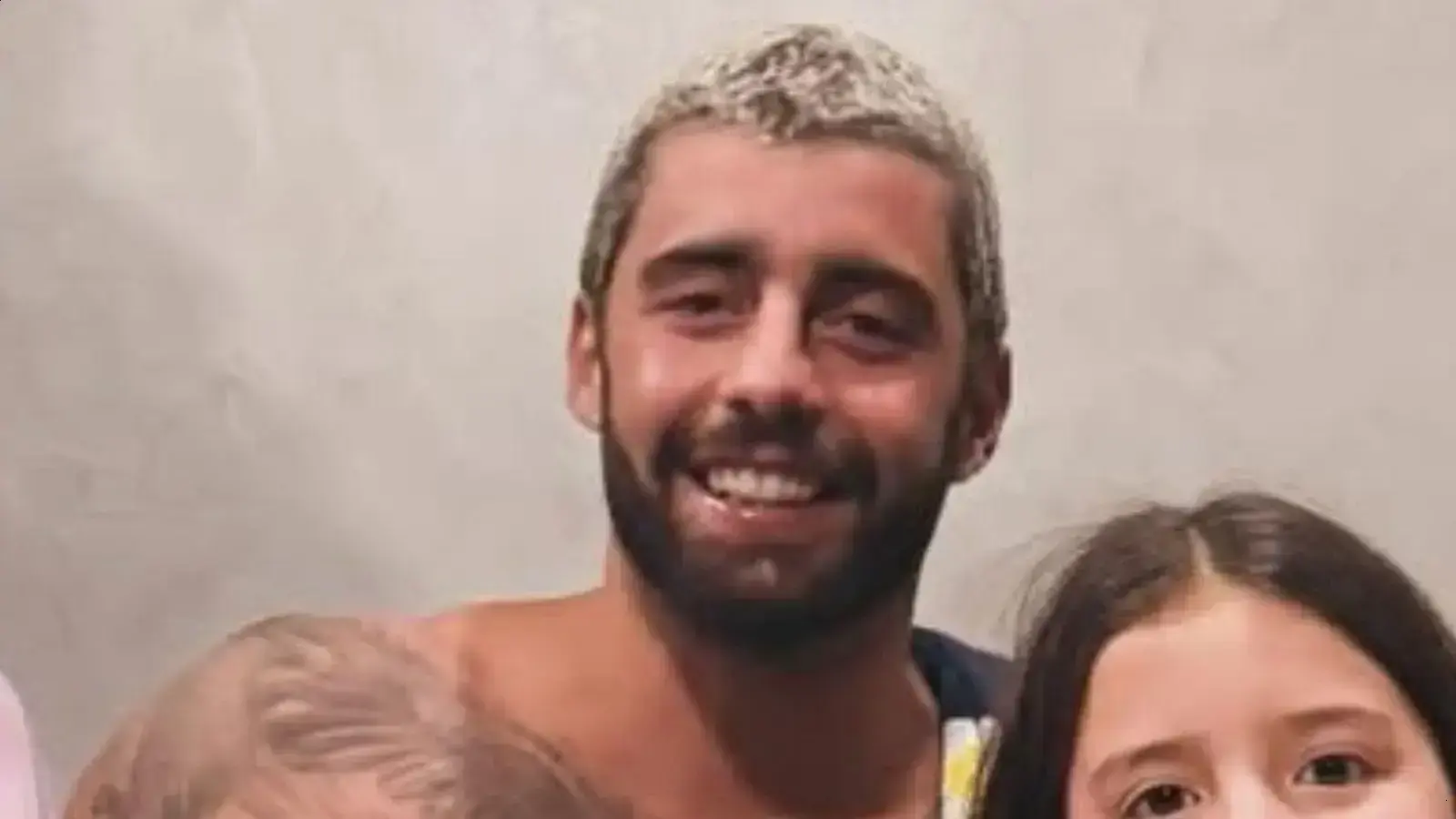 Pedro Scooby celebra 14 anos do filho Dom com festa surpresa