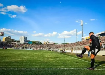 Ponte Preta enfrenta crise e perde titulares antes da Série B de 2026