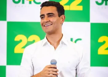 Prefeito JHC não irá ao lançamento da pré-candidatura de Arthur Lira