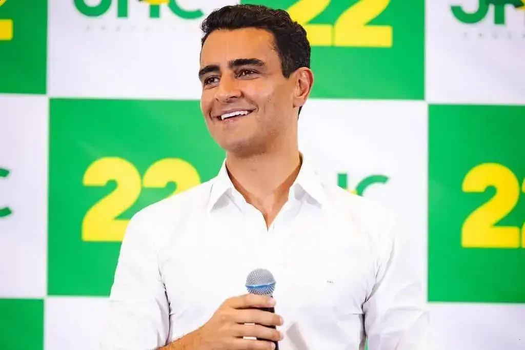 Prefeito JHC não irá ao lançamento da pré-candidatura de Arthur Lira