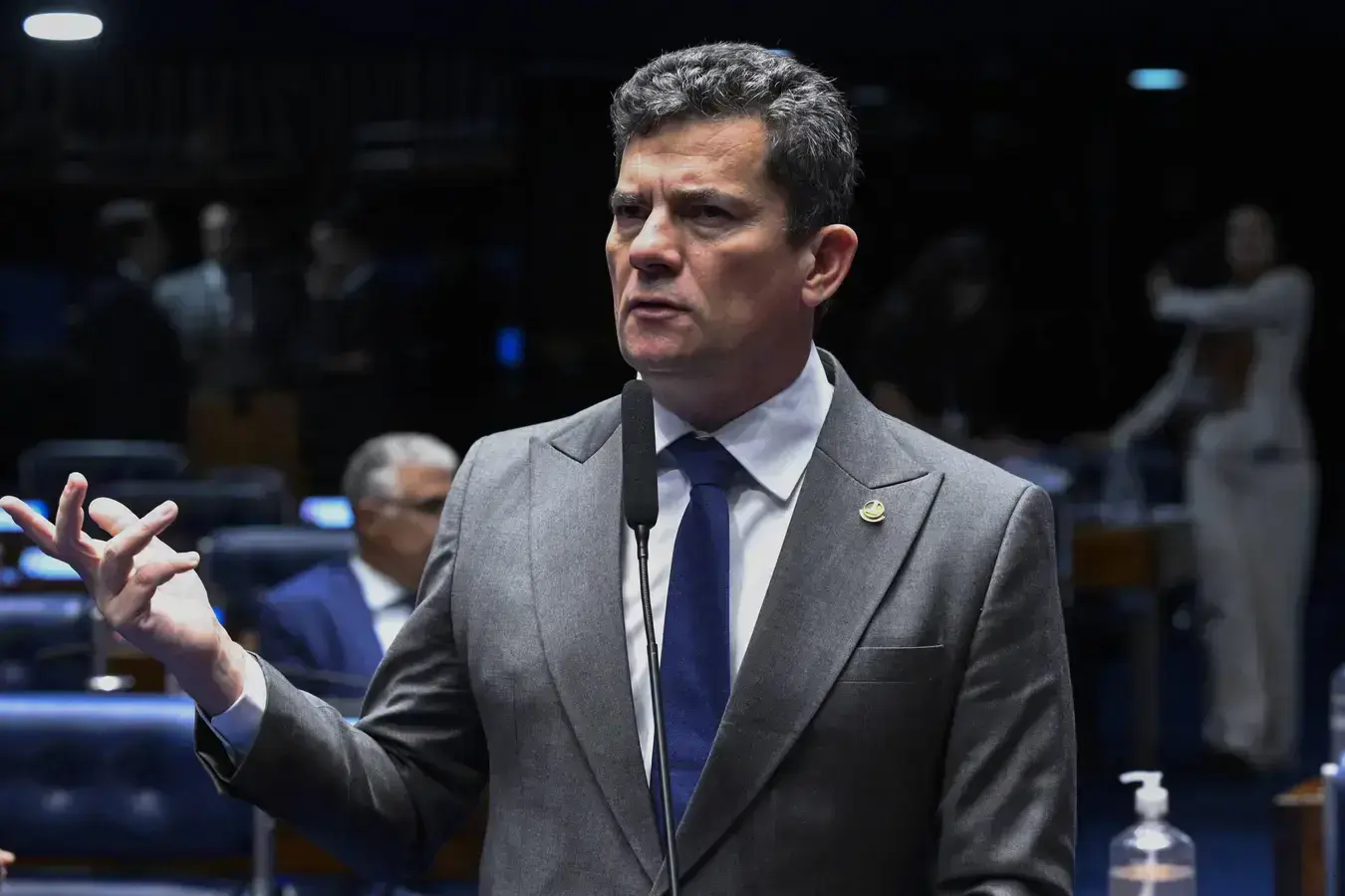 Prefeitos do PL no Paraná ameaçam debandada após filiação de Sérgio Moro