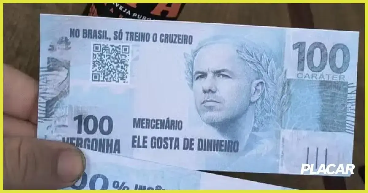 Protestos marcam reencontro de Leonardo Jardim com o Cruzeiro