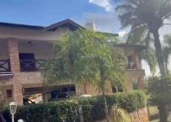 Raul Gil e sua mansão: um refúgio de luxo e tranquilidade